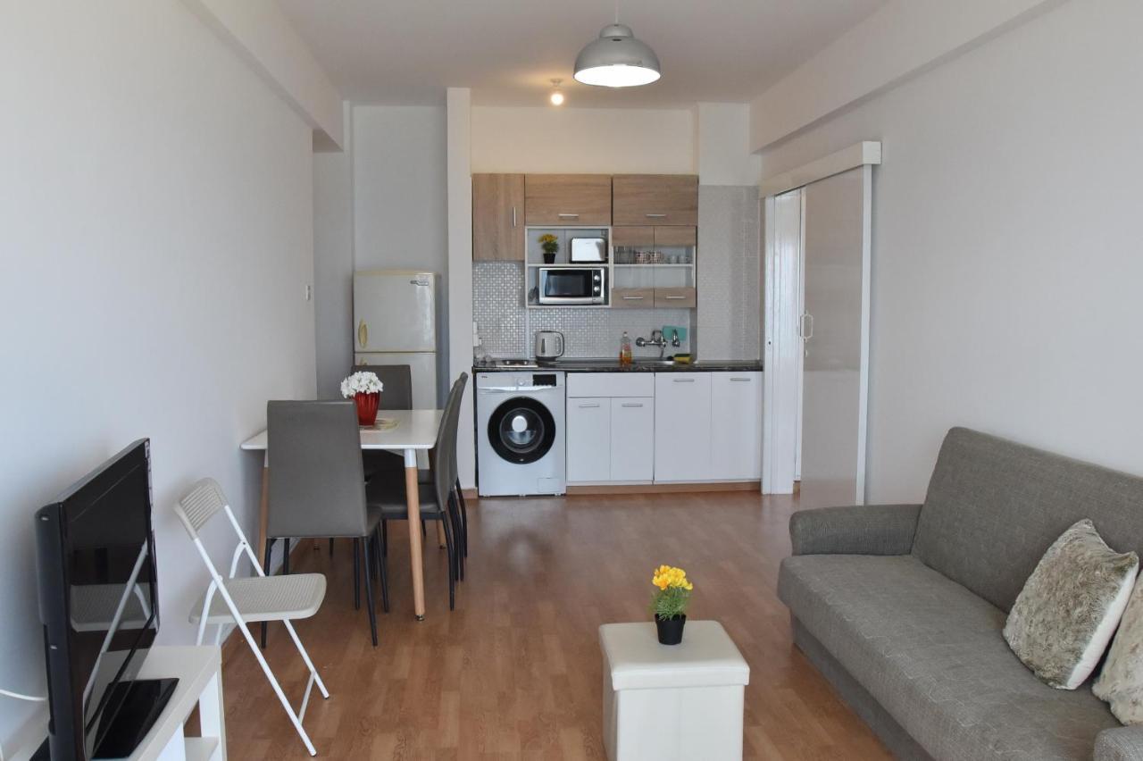 Kolonaki Seaview Apartments Lárnaka Kültér fotó